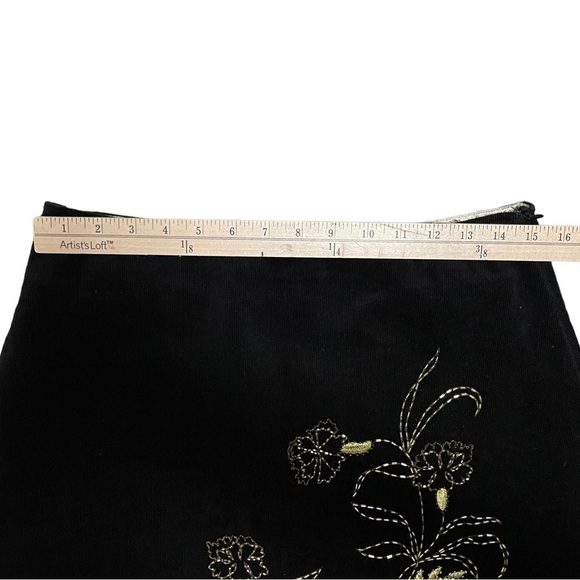 Willi Smith Black Corduroy Embroidered A-Line Short Skirt Gold Floral Stitching - Picture 8 of 8